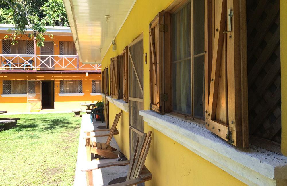 Las Casitas De Playa Negra Hostel Puerto Viejo de Talamanca Exterior photo
