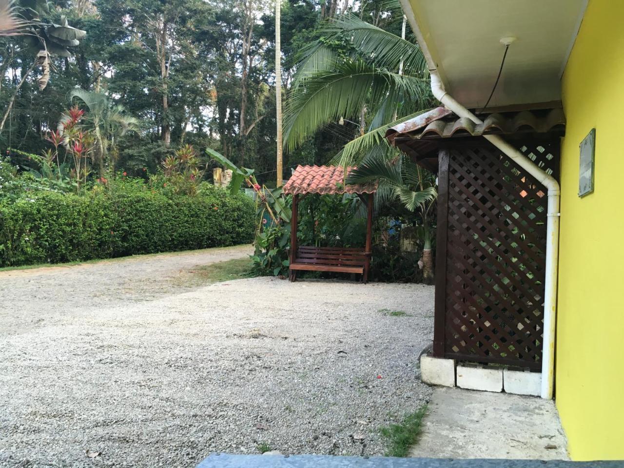 Las Casitas De Playa Negra Hostel Puerto Viejo de Talamanca Exterior photo
