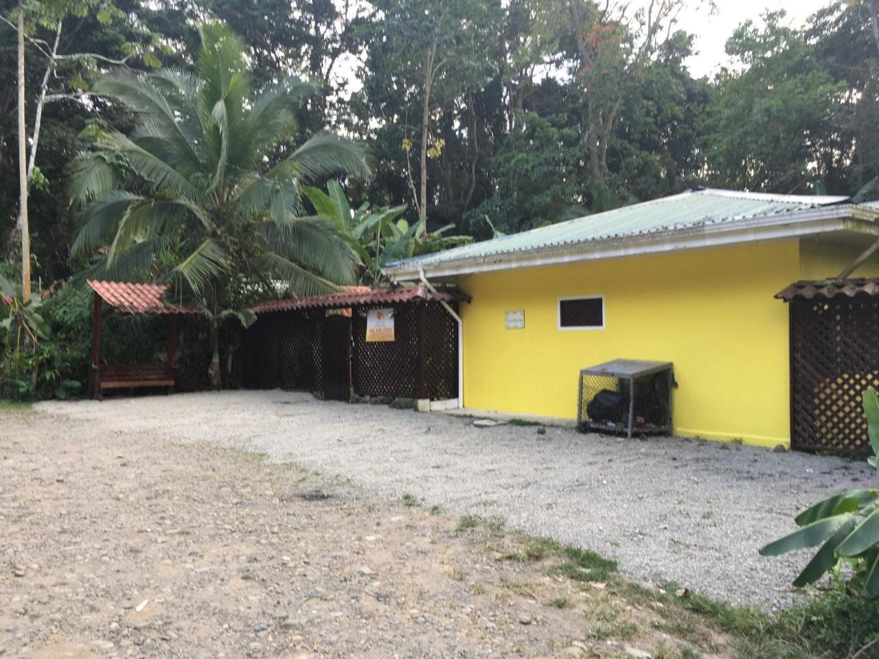 Las Casitas De Playa Negra Hostel Puerto Viejo de Talamanca Exterior photo